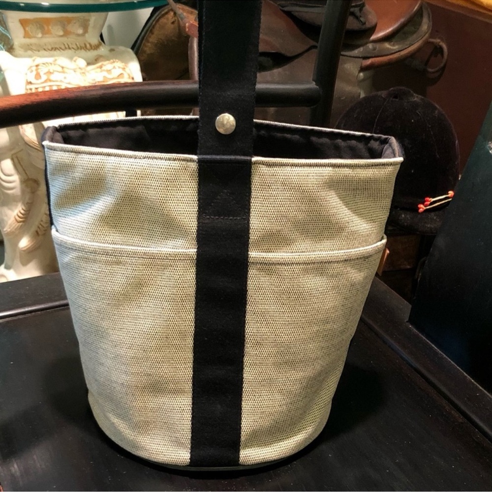 Hermes Saxo MM Toile Bucket or Shoulder Bag - Picture 4 of 16